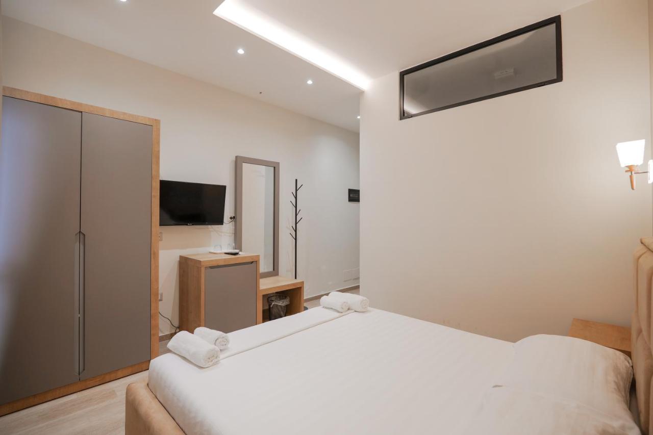Hotel Roalb Radhime Bagian luar foto