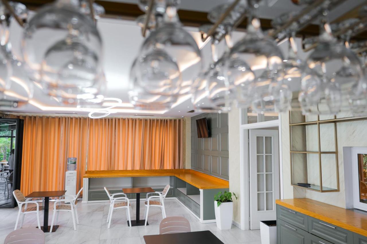 Hotel Roalb Radhime Bagian luar foto